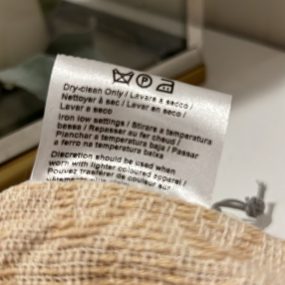 Club Monaco ISOLA Woven Fabric Clutch Red $175 - Picture 11 of 13